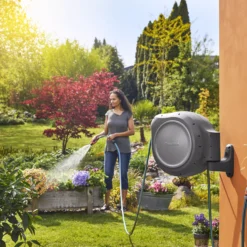 Gardena Wall-mounted Hose Reel (L)30m 7 Gardena Wall-mounted Hose Reel (L)30m -Garden And Outdoors gardena wall mounted hose reel l 30m4066407001770 02i bq