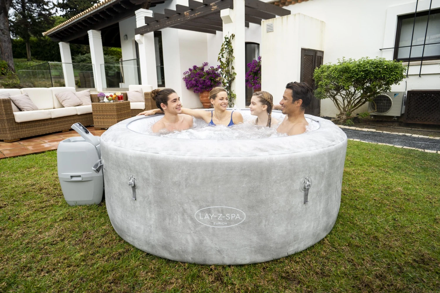 Lay-Z-Spa Zurich 4 Person Inflatable Hot Tub 3 Lay-Z-Spa Zurich 4 Person Inflatable Hot Tub - Image 3